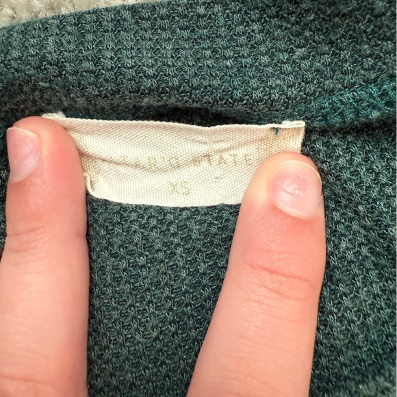 Green Ruffled Top - Picture 3 of 3